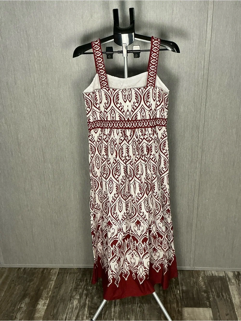 Talbots White and Burgundy Printed Maxi Dress Size 8 - Picture 11 of 12